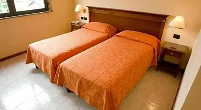 Номер Standard Hotel Astoria