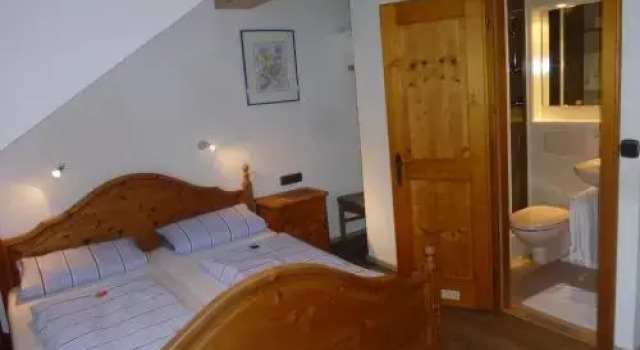 Bim schwarza Stürar & Haus Hedwig, Varaa Hotelli Hotellit Baijeri pysäköinnillä, Pysäköinti