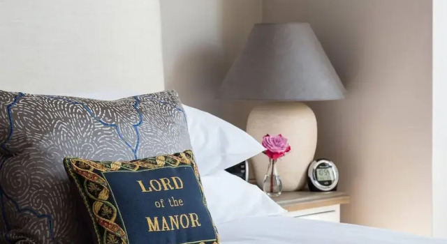 Beautiful 2BR flat right by Clapham Common, Забронировать Отель Бизнес-отели Лондона, рядом с Центр искусства Battersea, 4* 5*