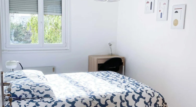 Private Room in Shared Apartment - Villeurbanne