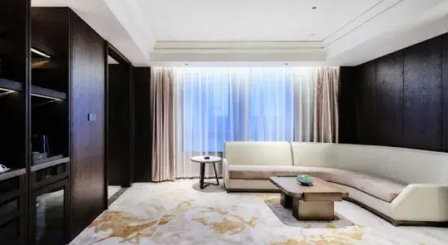 Люкс Deluxe Ladisson Hotel Xinxiang Conference Center
