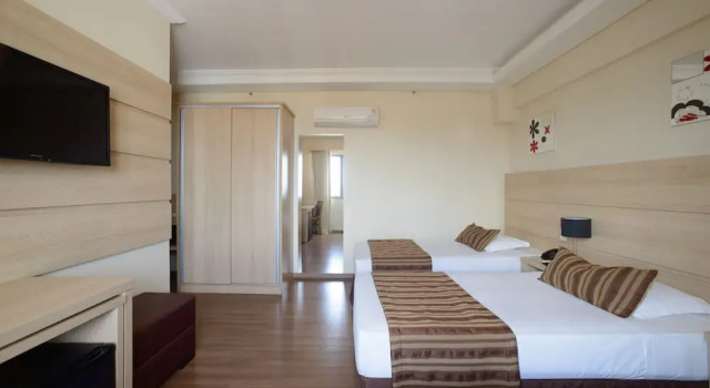 Трёхместный номер Superior Faro Hotel Atibaia
