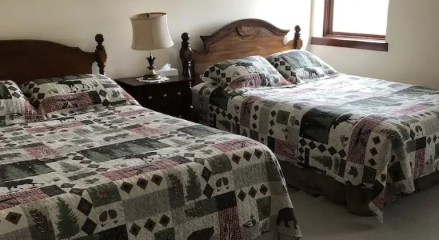 Четырёхместный номер Standard Red Rock Inn