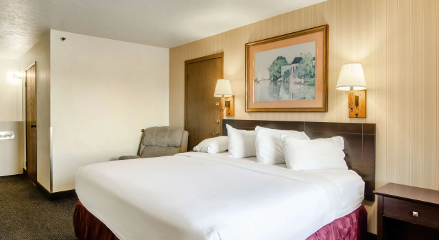 Номер Deluxe Americas Best Value Inn & Suites Ft Collins E at I-25