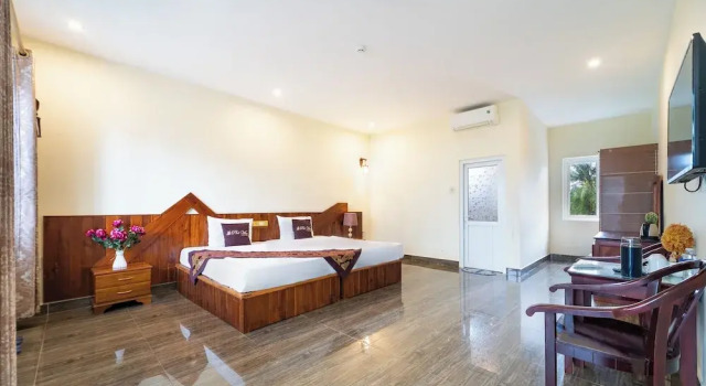 Номер Deluxe с балконом Phu Van Resort & Spa Phu Quoc
