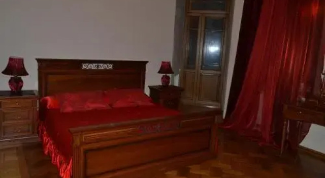 Arma-Apartment, Prenota Appartamento Hotel a Kharkov con parcheggio, Parcheggio
