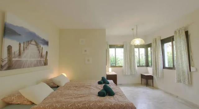 1093 Beachfront Apartment 3 Pools 50 Mtr From Beach Large Terrace, Забронировать Апартаменты/квартира Марбелья Коста-дель-Соль, рядом с Playa de Artola