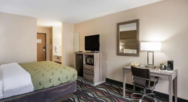 Двухместный номер Business Quality Inn Cedar Rapids South