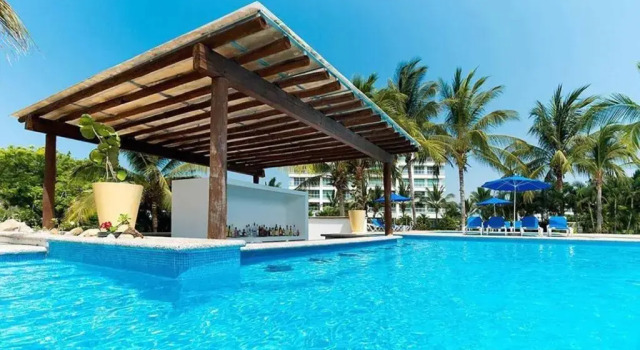 Deluxe Apartment in Acapulco Playa Diamante
