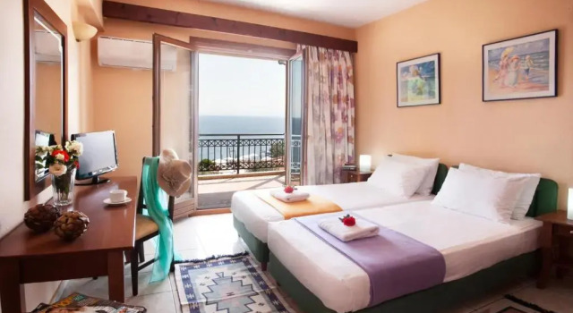 Апартаменты La Luna Hotel