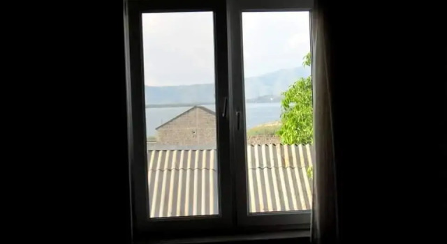 Двухместный номер Standard с видом на озеро Chkalovka Guest House With Sevan View
