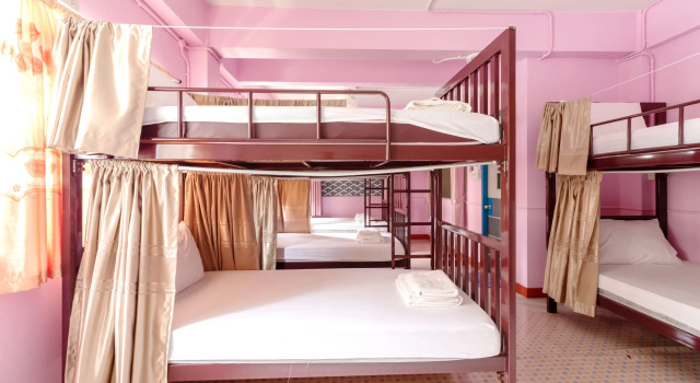 Кровать в общем номере (мужской номер) Hatyai Dee Hostel