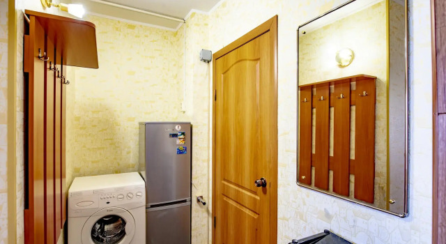 Apartments on Novoyasenevsky Avenue 21k1, Rezervați Apartament UZAO Area Moscova, aproape de Novoyasenevskaya Metro Station