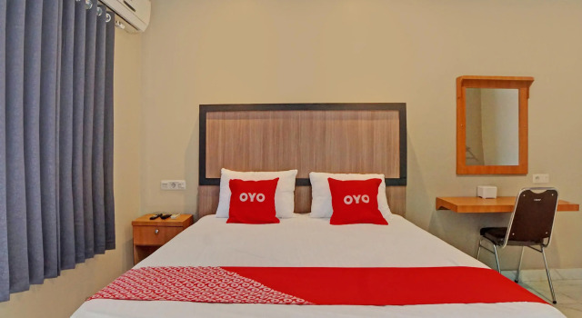 Люкс OYO 92579 Hotel Mutiara