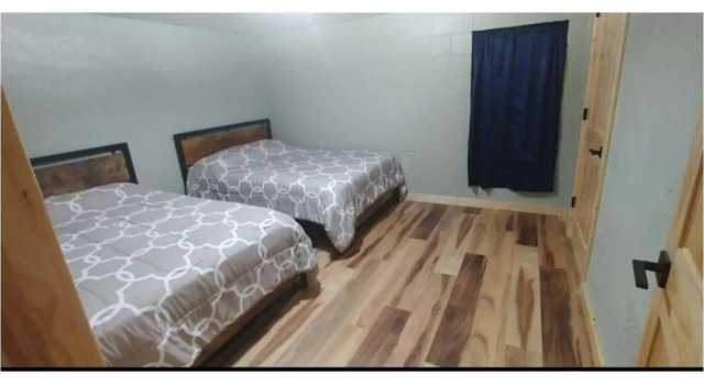 OYO Crossroads Inn, Prenota Hotel Hotel a Kansas con parcheggio, Parcheggio