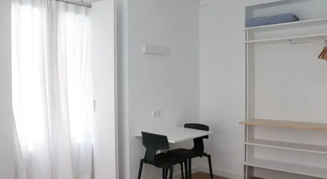 Двухместный номер Standard с балконом Hostal La Zona