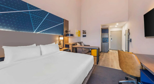 Comfort Inn & Suites Irvine Spectrum