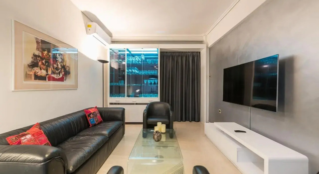 Seaside Central Apartment