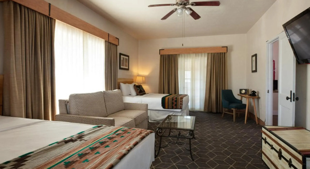 Hotel El Rancho, Rezervați Hotel Gallup New Mexico