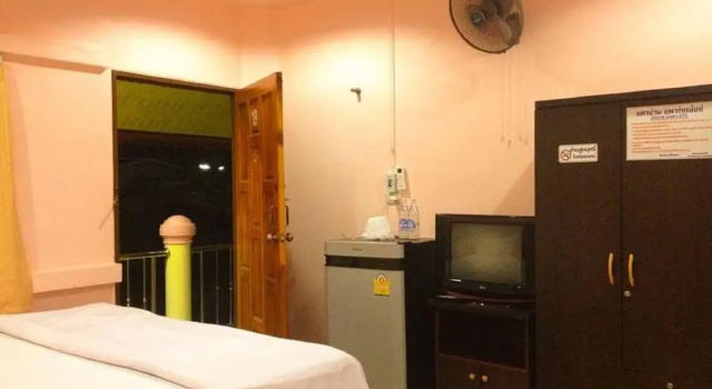 Номер Standard с балконом Nakorn Nan Apartment