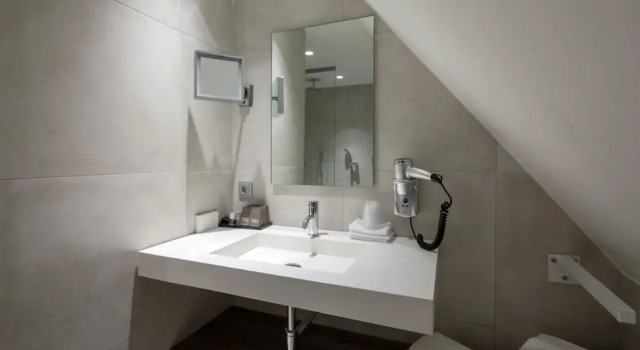 Трёхместный номер Superior Van der Valk Hotel Hengelo