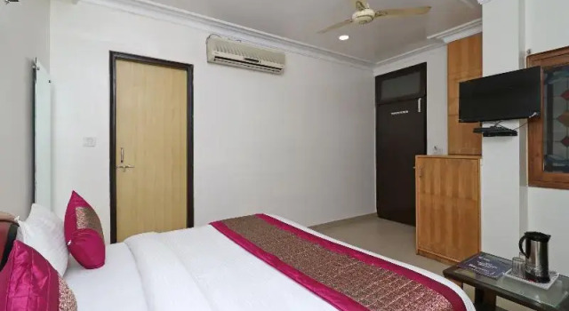 Номер Standard OYO Flagship 10562 Kumar palace