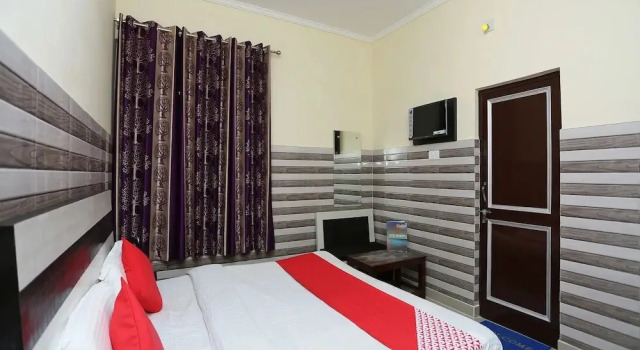 New Sundaram By OYO Rooms