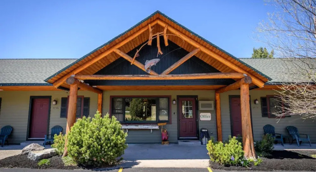 Hungry Trout Resort, 预订 酒店 威尔明顿 Whiteface Mountain