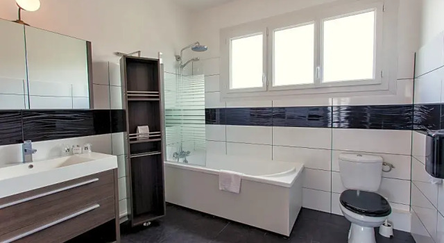 Номер Comfort The Originals City, Hôtel de lEurope, Saint-Nazaire