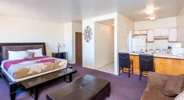 Regency Inn & Suites Sierra Vista, Забронировать Отель Отели Сьерра-Виста с бассейном, Бассейн
