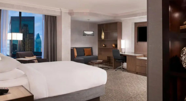Двухместный люкс Plaza c 1 комнатой Dallas Marriott Downtown