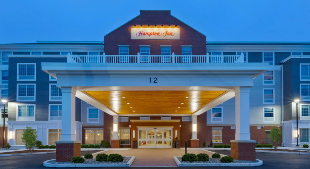 Hampton Inn Cape Cod Canal, จอง โรงแรม Bourne Cape Cod