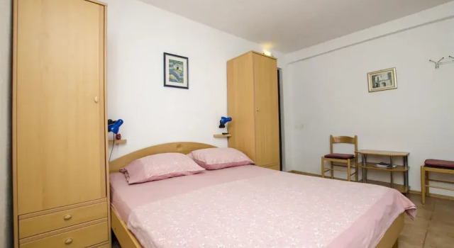 Apartments Oliva