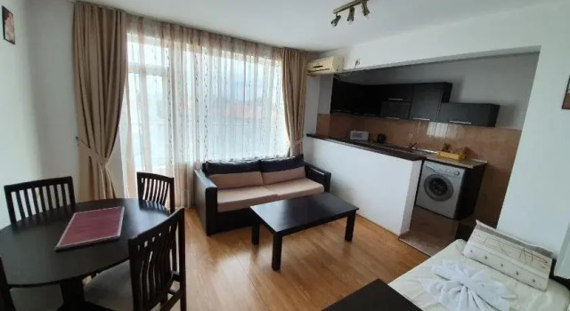 Family Hotel Santa Maria, Забронировать Отель Отели Сарафово с парковкой, Парковка