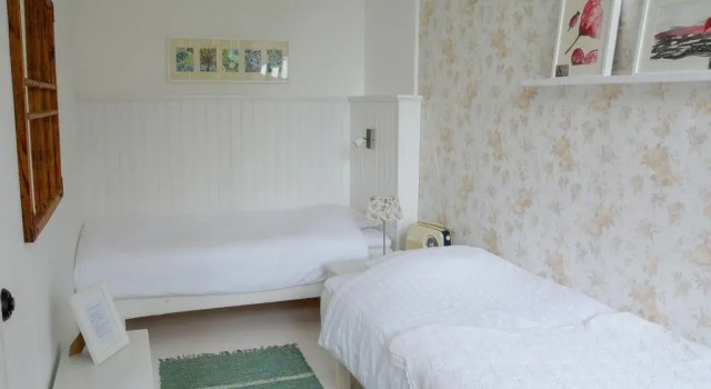 Gamla Skolan Bed & Breakfast, Boek Hotel Kivik Osterlen