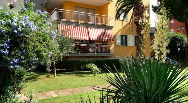 Villa Regina Home, Book Villa Cottages in Boscoreale, Cottage