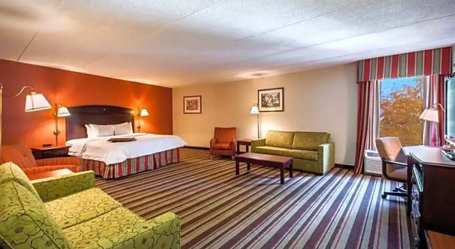 Люкс Hampton Inn Sturbridge