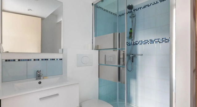 Modern Villa in Roquebrun with Private Pool, Rezervasyon Villa Roquebrun Hérault