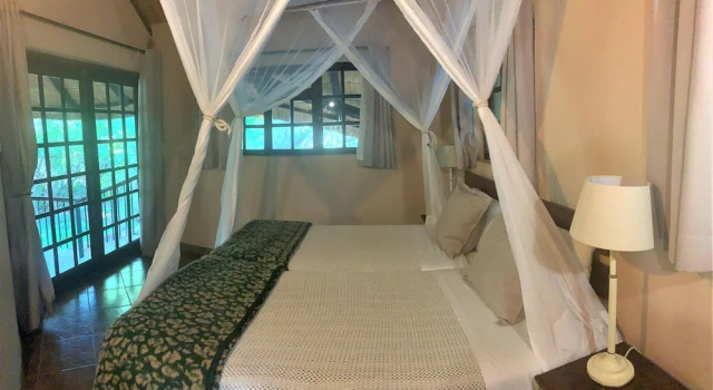 Family Lodge in Natural African Bush - 2115, Забронировать Отель Булавайо Зимбабве