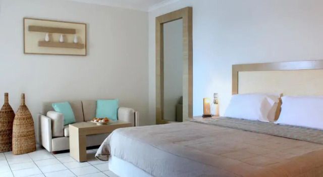 Двухместный номер Superior Golden Milos Beach Ηouse by Domotel