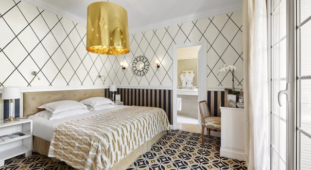 Номер Superior с видом на море Hôtel Belles Rives