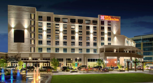 Hilton Garden Inn Charlotte Waverly, Забронировать Отель Отели Шарлотте с бассейном, Бассейн