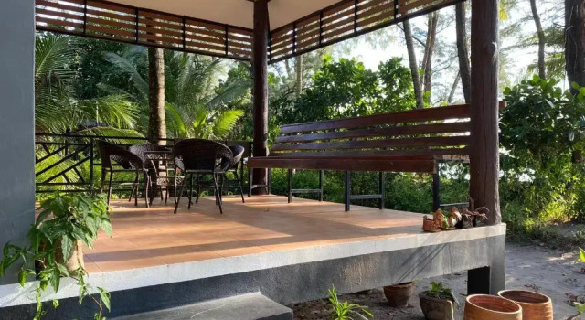 Люкс Phayam Coconut Beach Resort