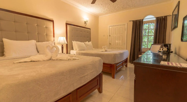 Номер Superior Travellers Beach Resort