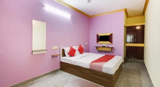 Pnk Royals by OYO Rooms, Rezerwuj Hotel Bidadi Bangalore