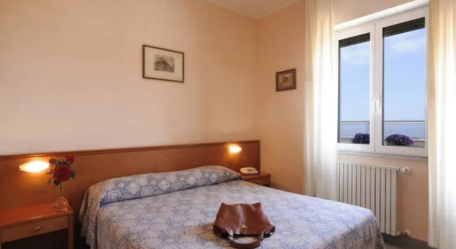 Номер Standard Hotel Tritone