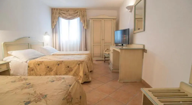 Трёхместный номер Standard Hotel Terranova