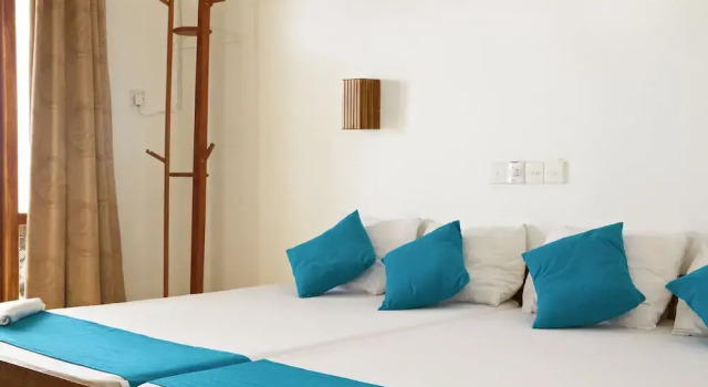 Beach Inns Holiday Resort, Book Ferieresort Hoteller i Walgama med pool, Swimmingpool