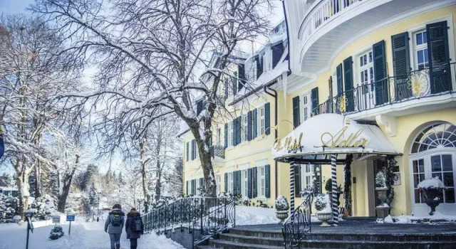 Одноместный полулюкс Parkhotel Adler