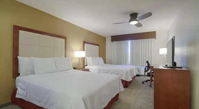 Четырёхместный люкс для некурящих c 1 комнатой Homewood Suites by Hilton Las Vegas Airport